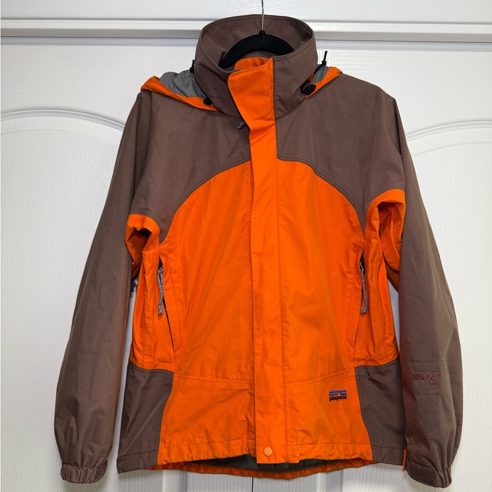 Vintage Women’s Patagonia Gortex Jacket size Small